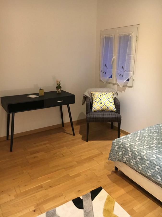 Appartement indépendant chez l'habitant Bezons Esterno foto